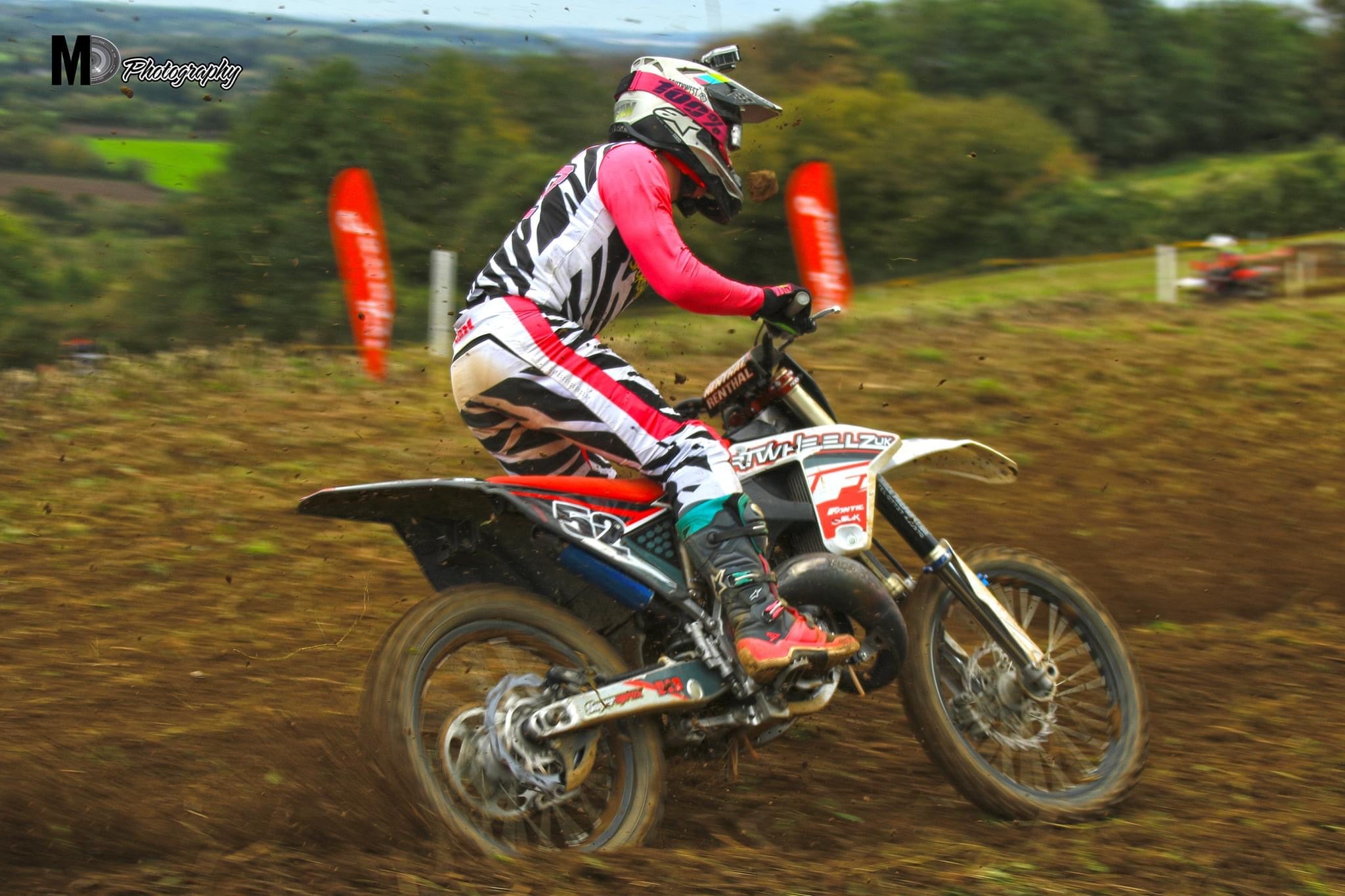 Race Wear X - Zebra Team Edition